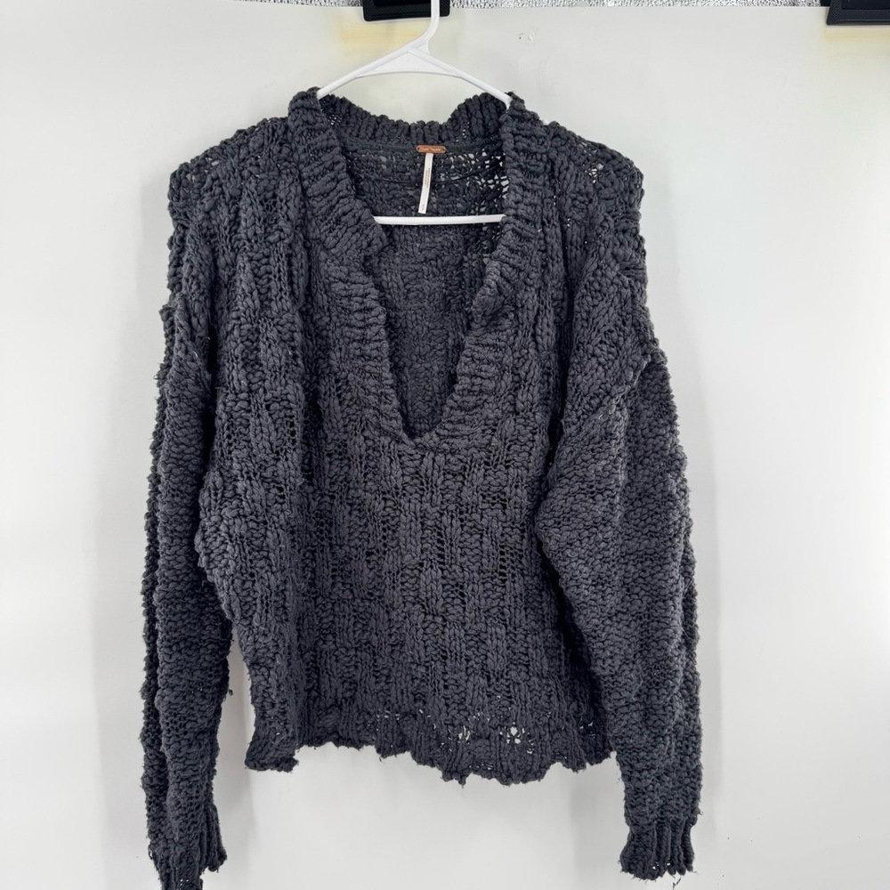 Free people Chunky Knit Gray Sweater size SP